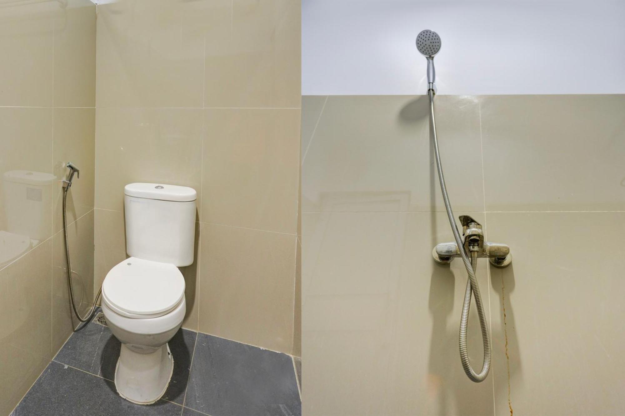 Super Oyo Capital O 93076 Batam Backpacker Guesthouse 2 Pembunuh Bagian luar foto