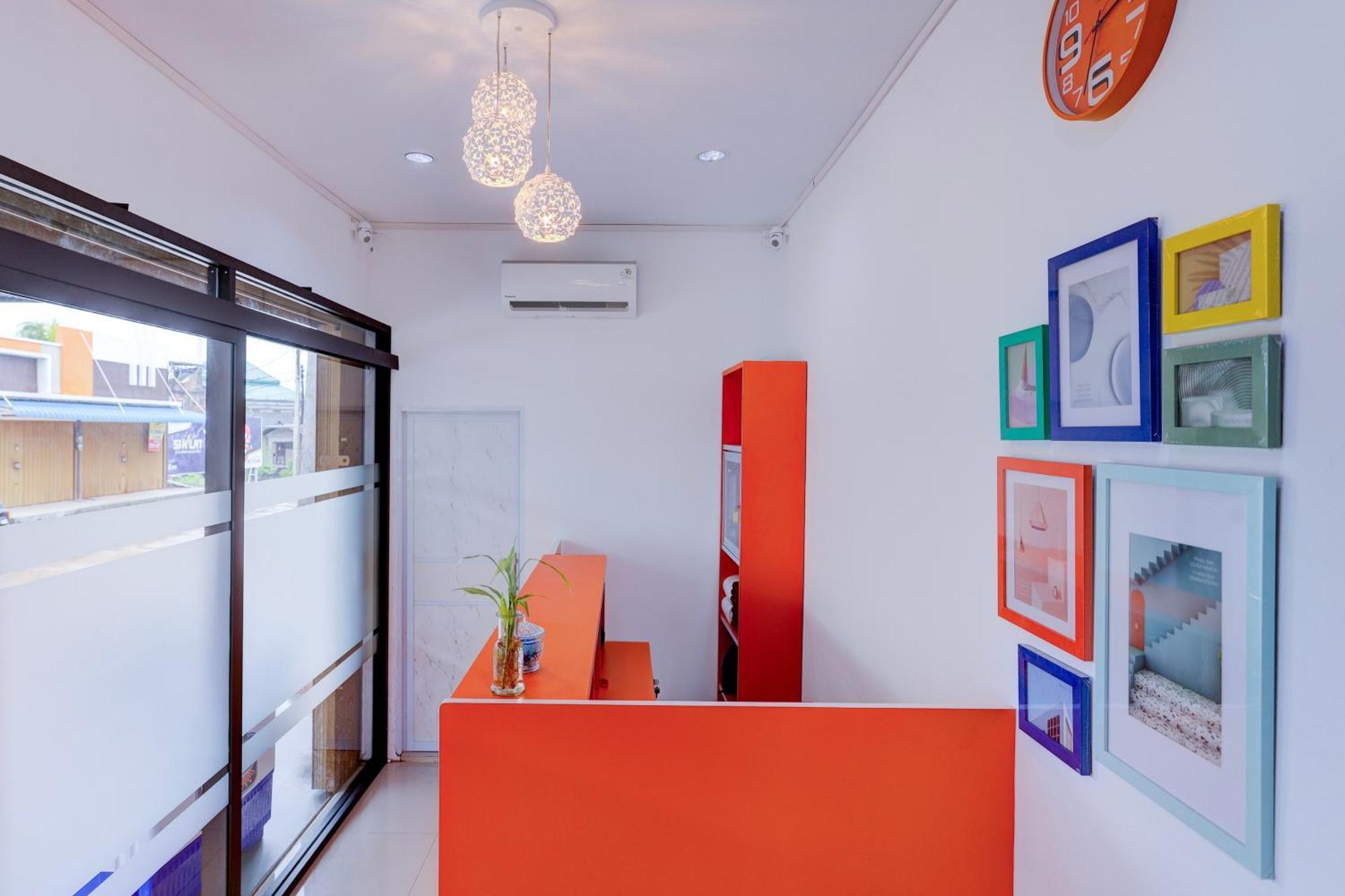 Super Oyo Capital O 93076 Batam Backpacker Guesthouse 2 Pembunuh Bagian luar foto